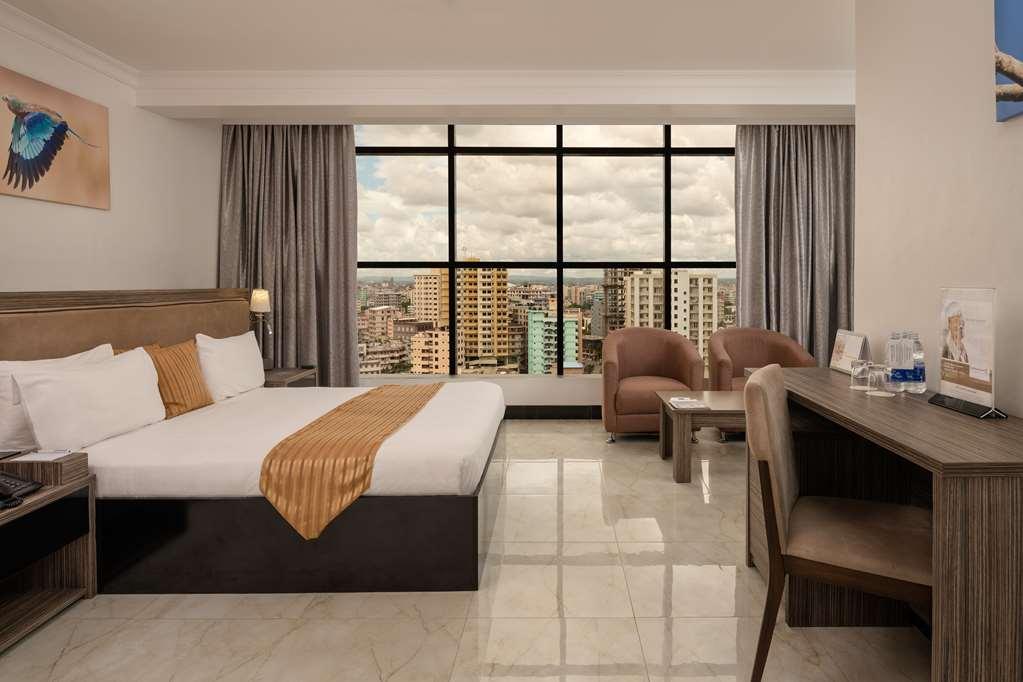 Golden Tulip Dar Es Salaam City Center Hotel Room photo